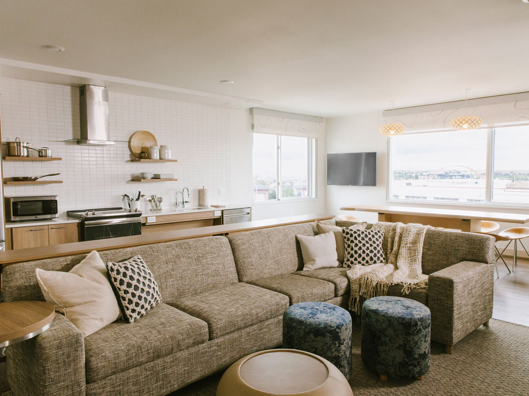 奥佛兰公园源宿酒店主图