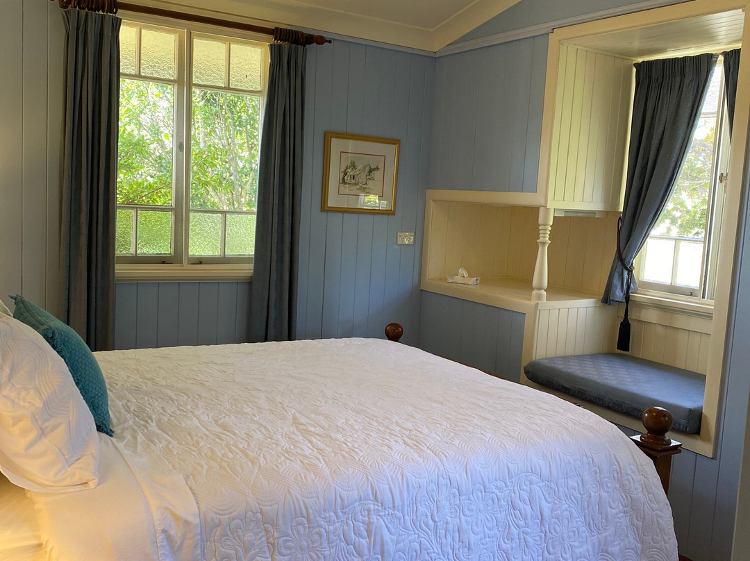 Big Fella Wines & Accommodation