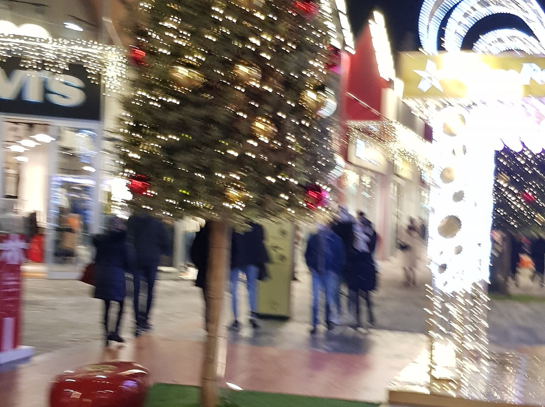 Scalo Milano Outlet & More-Locate di Triulzi必去景点