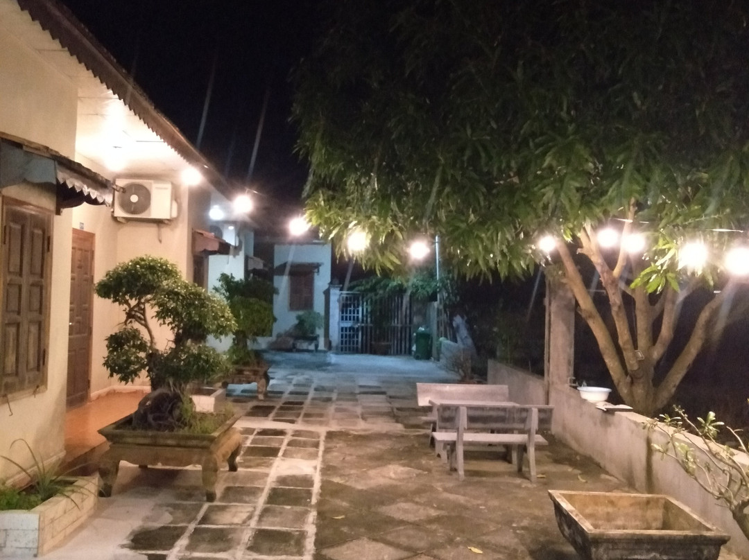 胡簪金色酒店