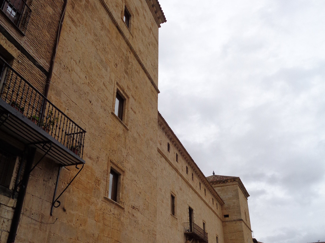 Plaza de la Hora-Pastrana必去景点