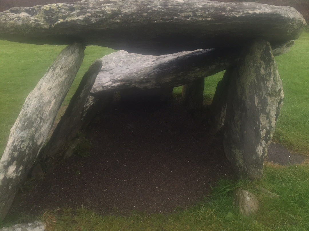 Altar Wedge Tomb-Schull必去景点