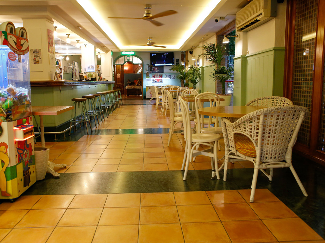 Hotel Plaza Manjon主图