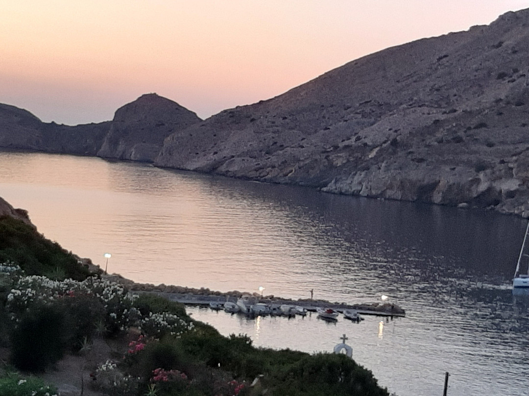 Dolphin Bay Seaside Resort & Suites主图