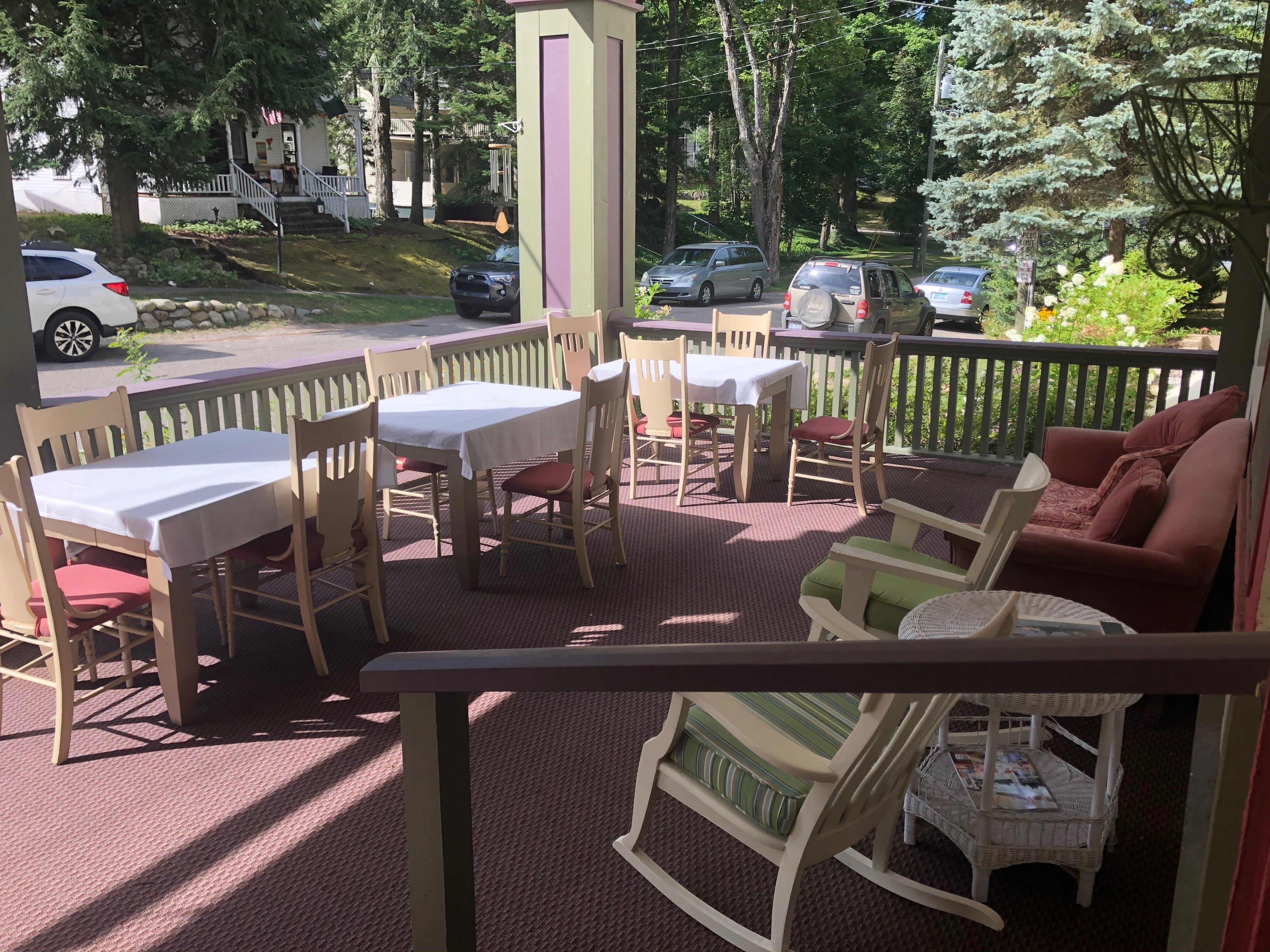 The Terrace Inn and 1911 Restaurant-浴室