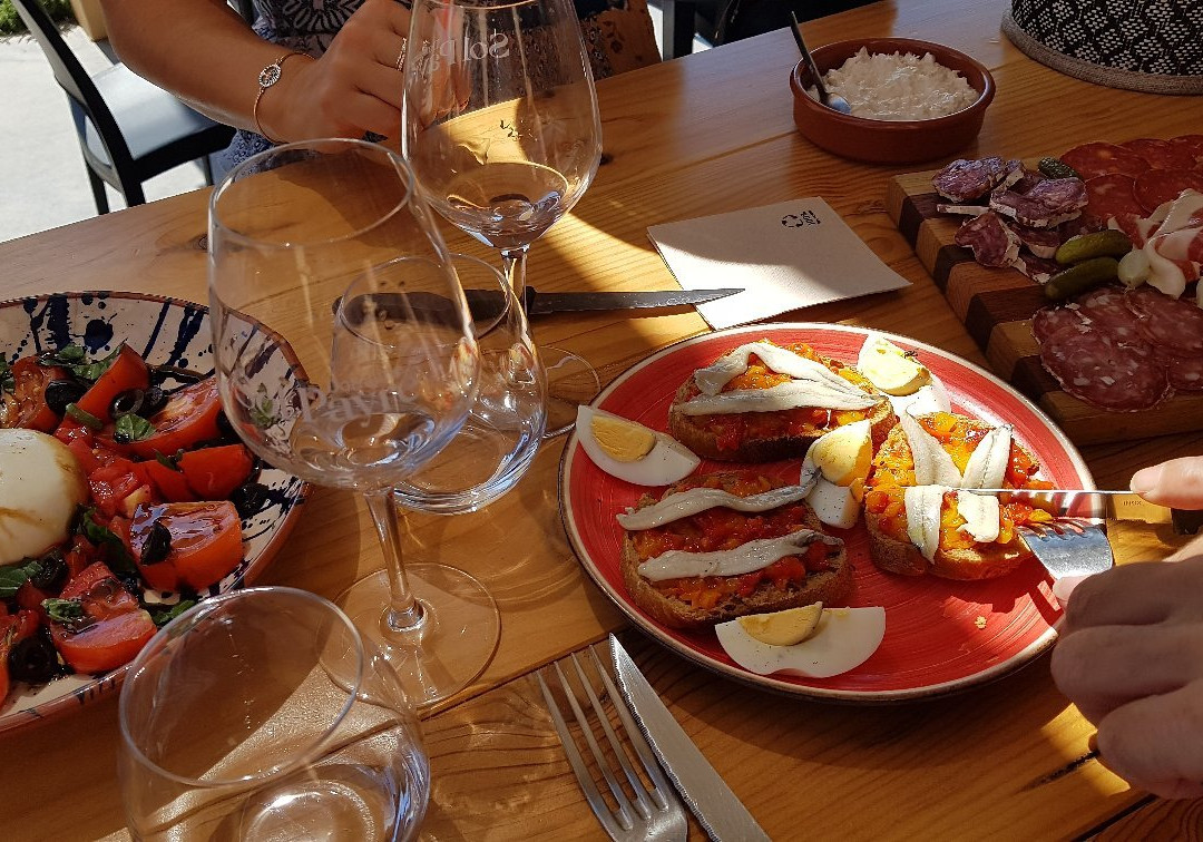 Domaine Sol Payre景点图片