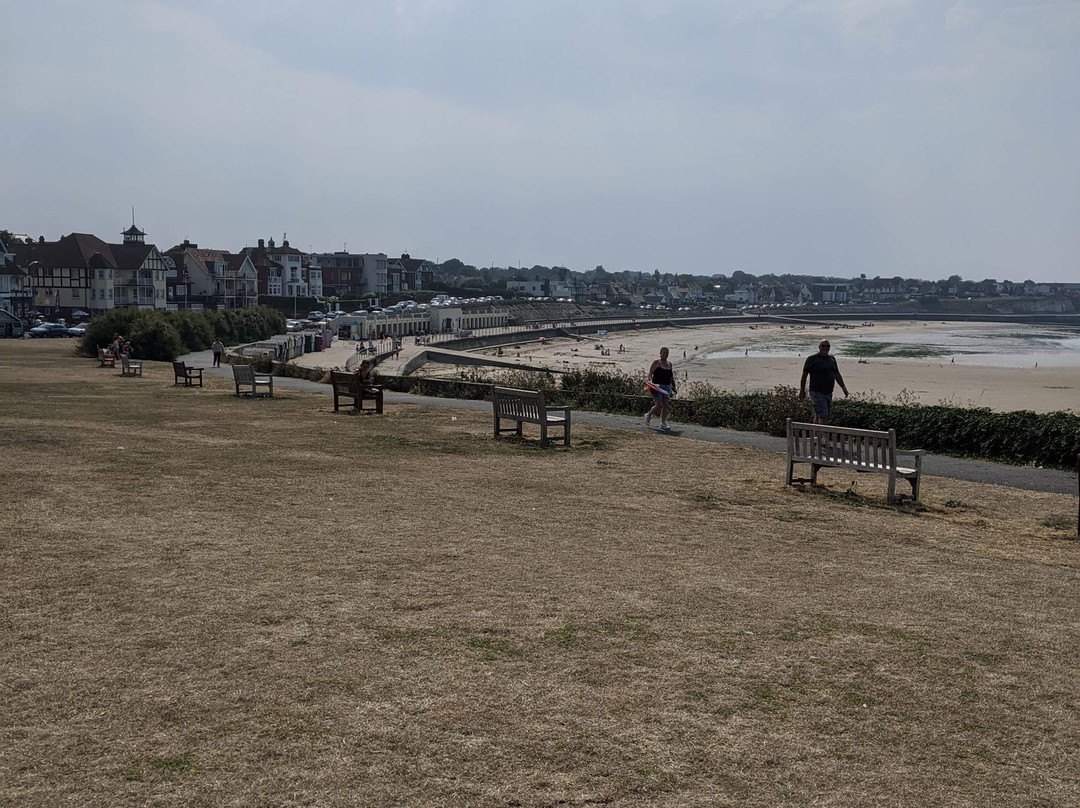 West Bay Beach Westgate-on-Sea景点图片