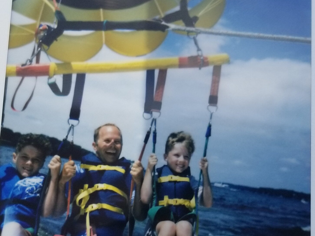 Paradise Parasail-Lake Ozark必去景点