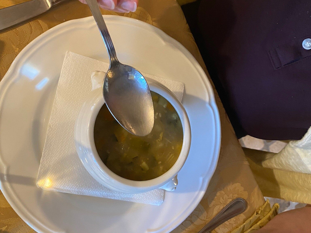 欧派斯酒店主图