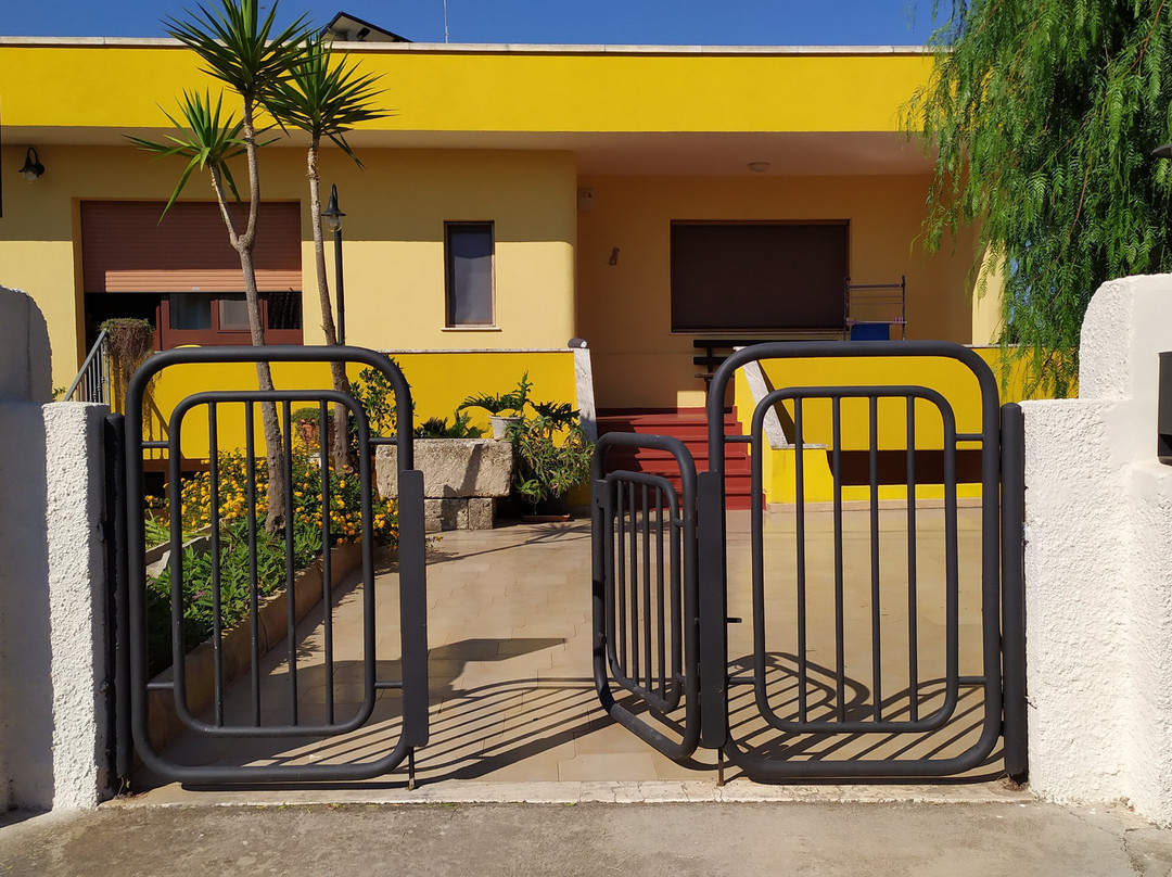 B&B Sole Luna e Girasoli主图