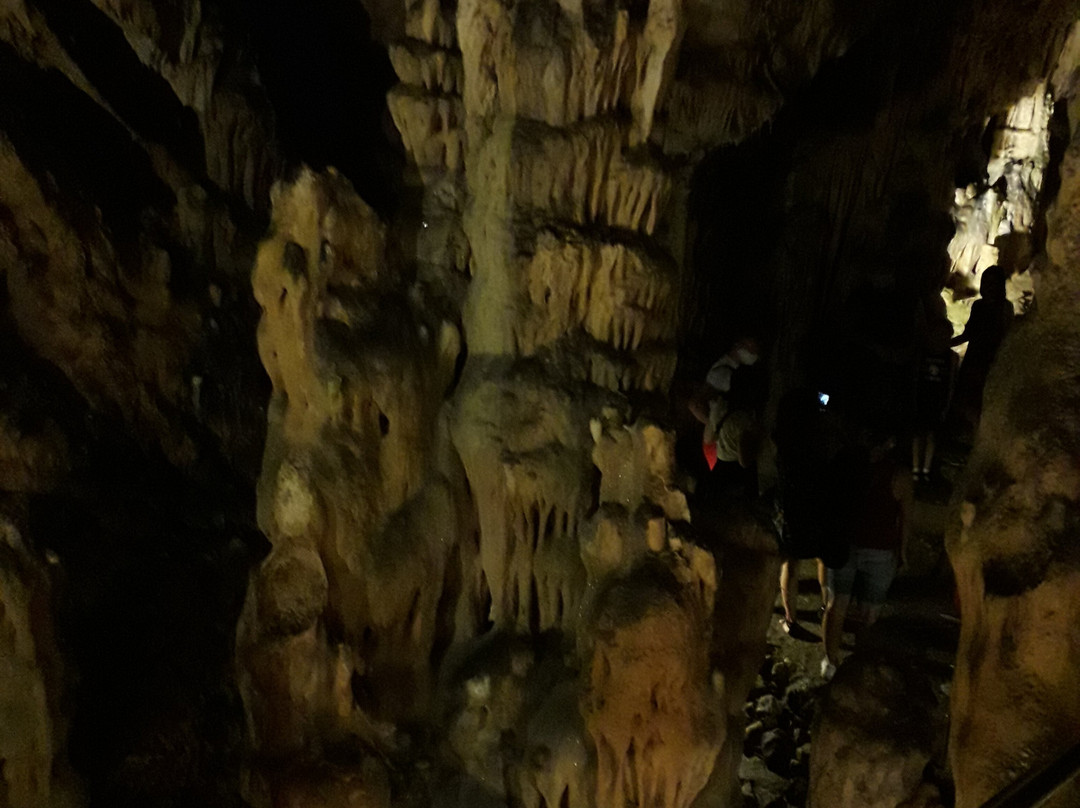 Biserujka Cave景点图片