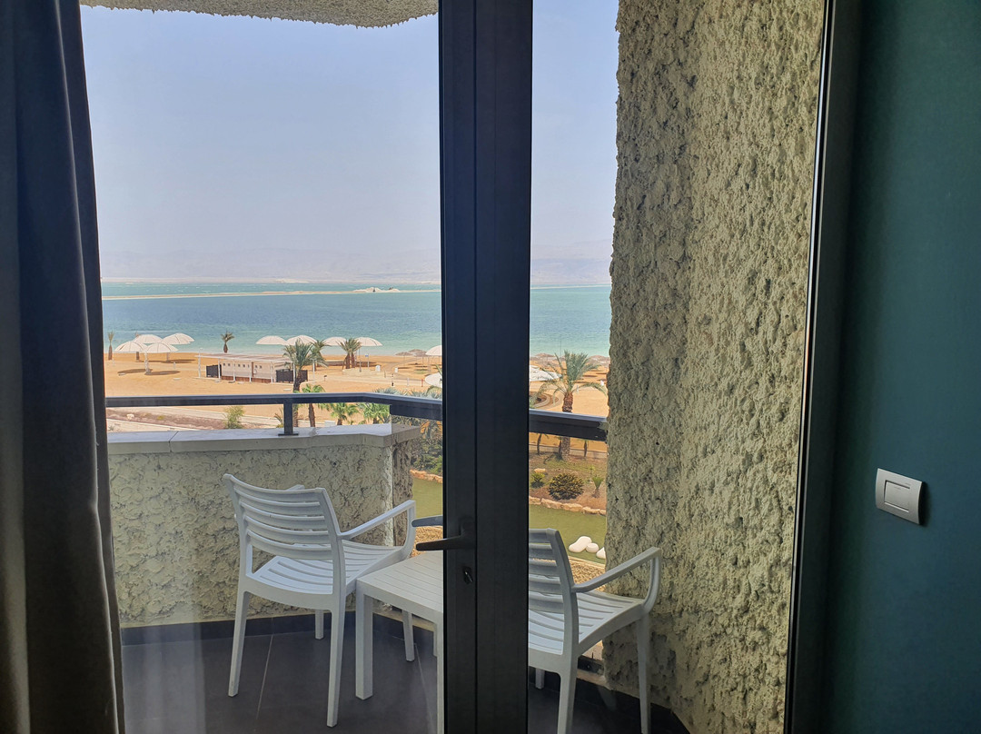 死海希律酒店主图