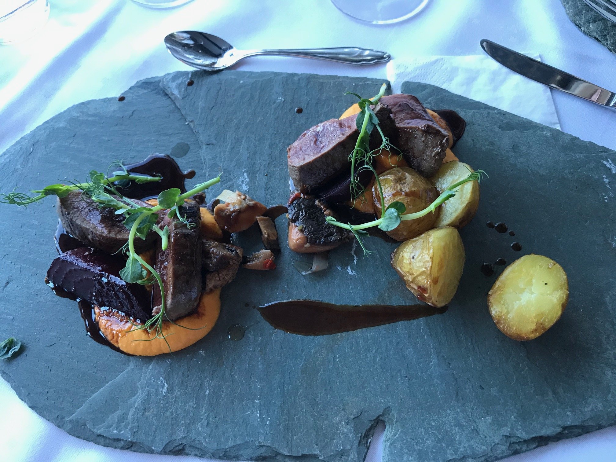 莱康厄尔峡湾酒店-餐饮