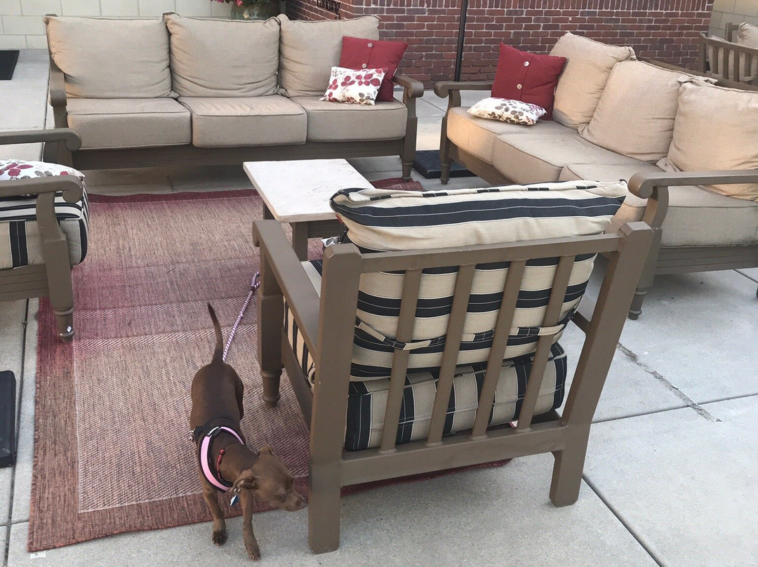 海滨希尔顿惠庭套房酒店主图