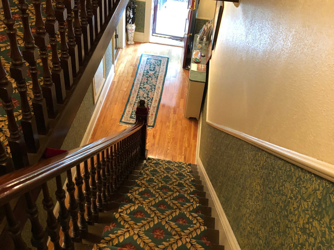 Hillcrest Bed & Breakfast主图