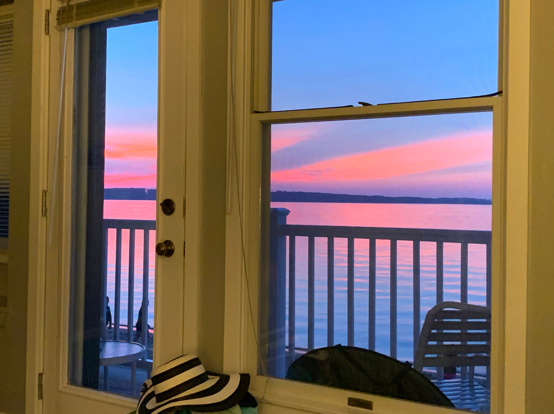 North Shore Inn Condo Hotel主图