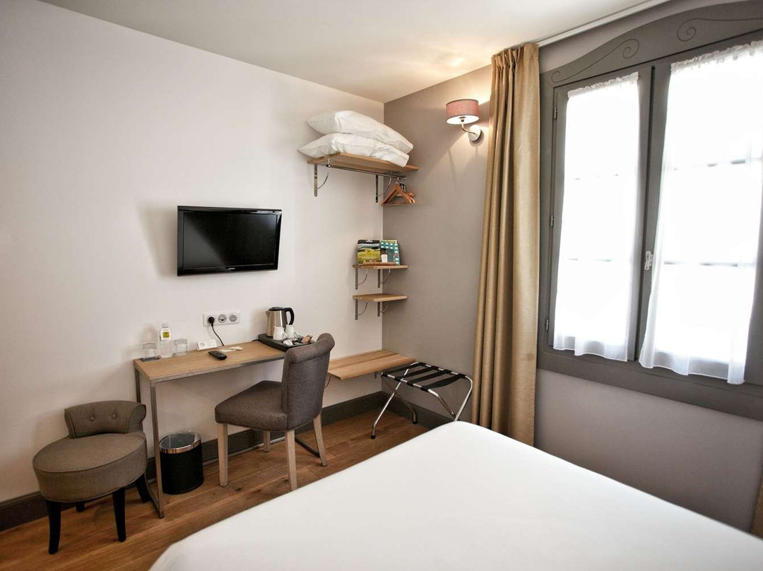 Hotel Henri IV主图