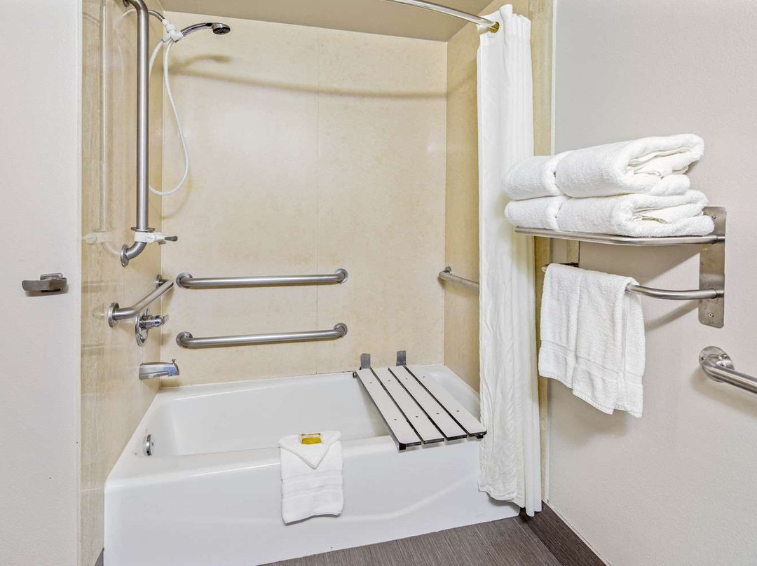 La Quinta Inn & Suites by Wyndham Temecula主图