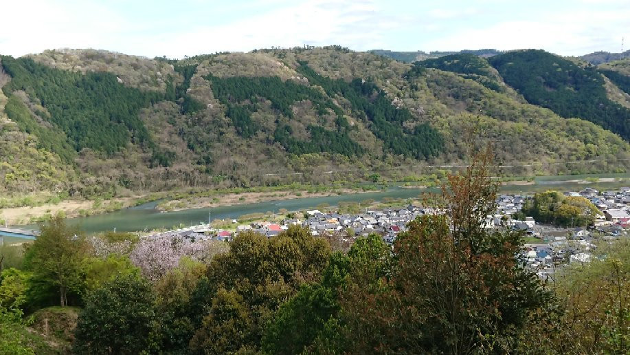 Yoshii-Shiroyama Park景点图片