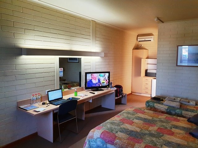 蛋白石客栈酒店主图