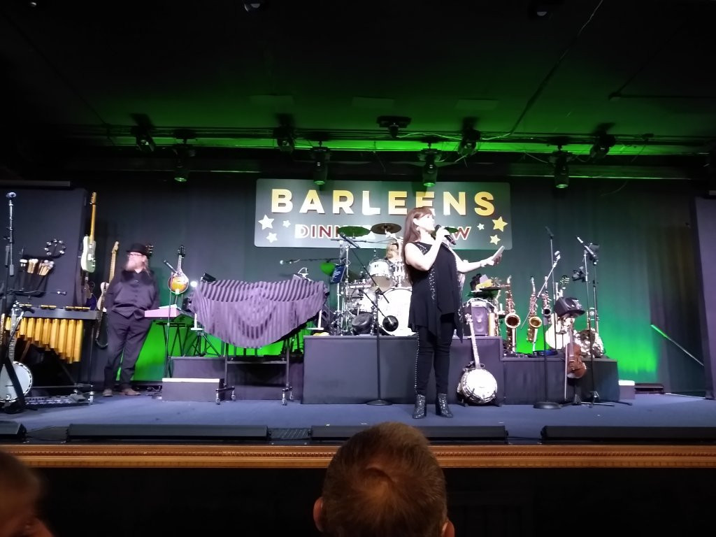 Barleens Dinner Show-Apache Junction必去景点