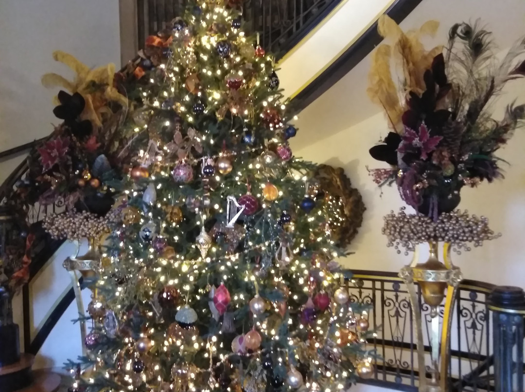 Grand Island Mansion-Walnut Grove必去景点