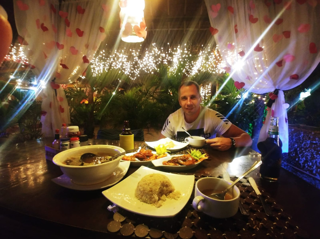 布谷鸟酒吧酒店和餐厅主图