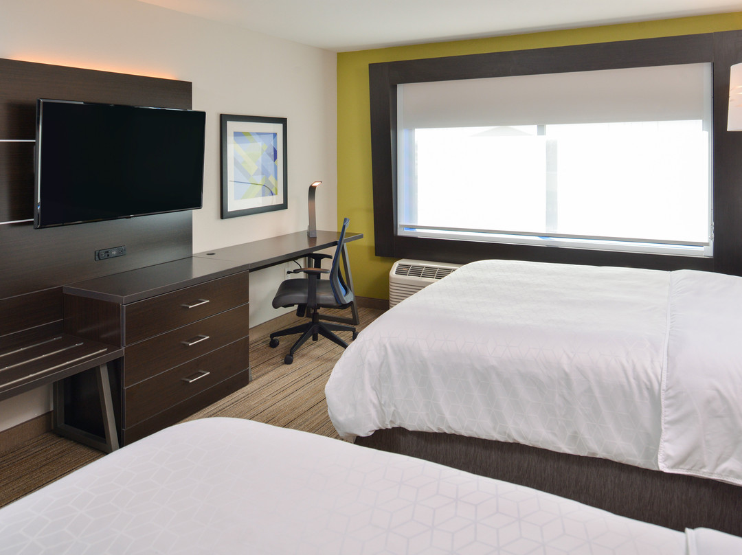 Holiday Inn Express & Suites Olathe West By IHG主图