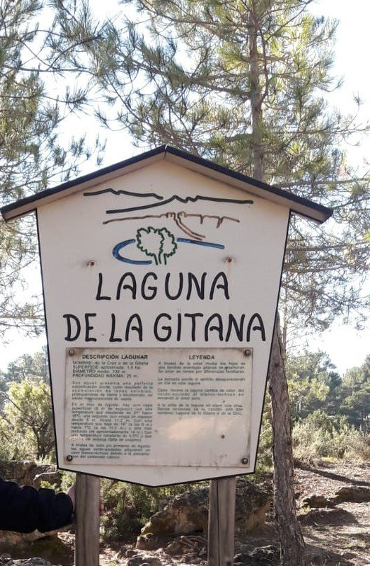 Las Lagunas De Canada Del Hoyo景点图片
