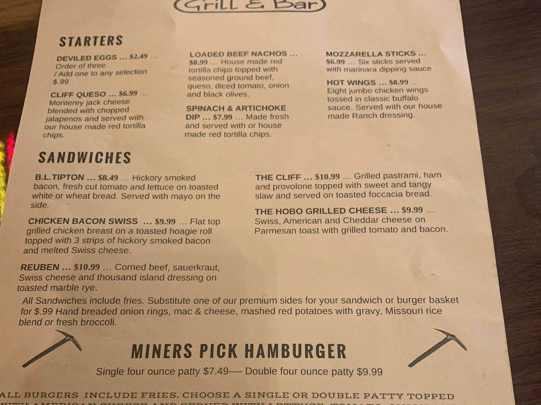 Undercliff Grill & Bar-乔普林必去景点