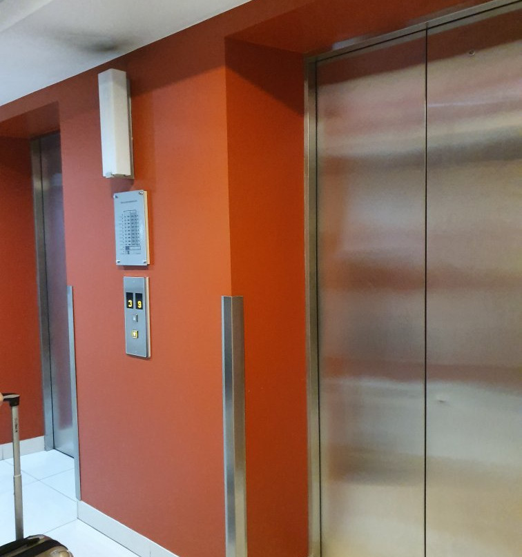 卡加延德奥罗红色星球酒店主图