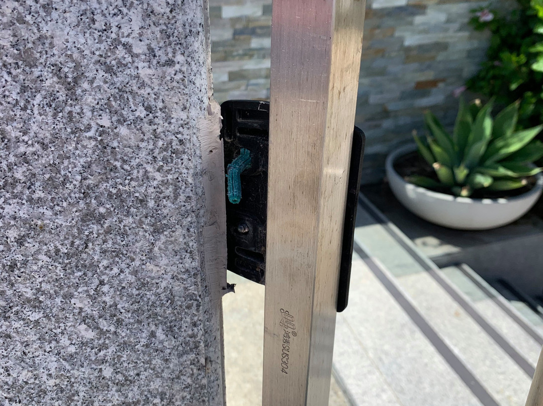 The Swan River Hotel主图