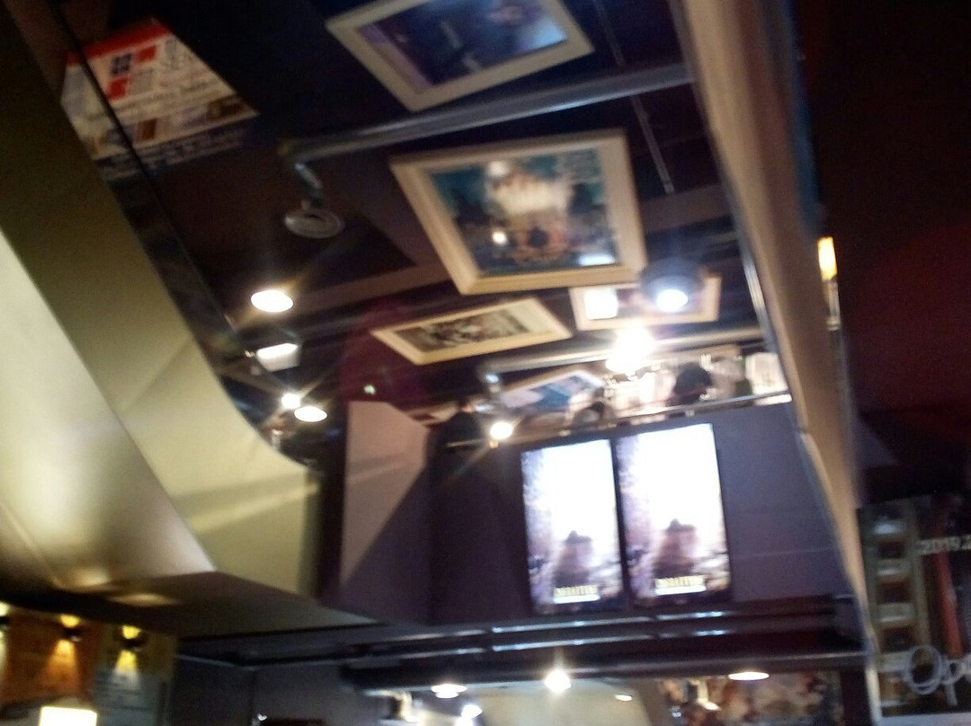 Victoria Cinema景点图片