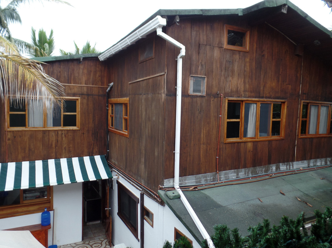 The Wooden House Lodge主图