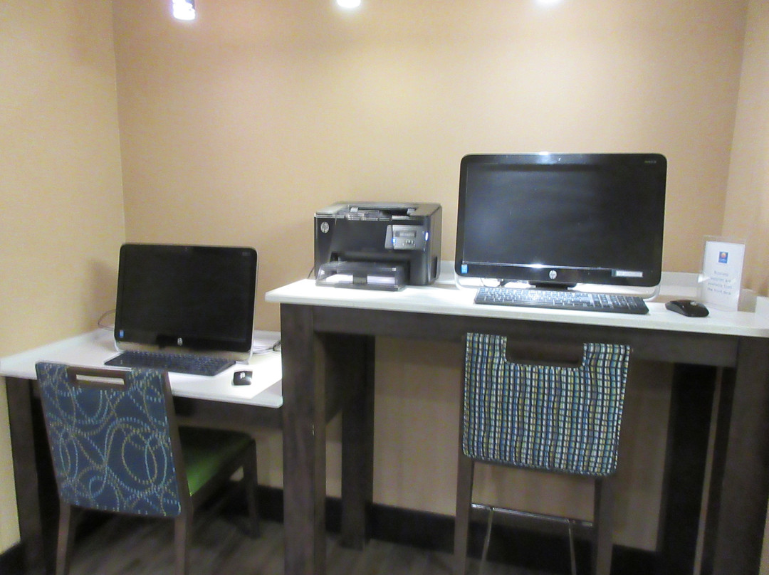 Comfort Inn & Suites Calgary Airport North主图