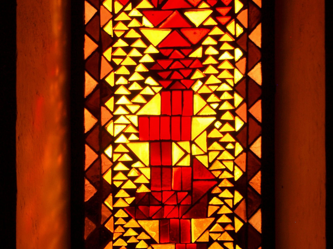 Eglise Saint Georges-Etroussat必去景点