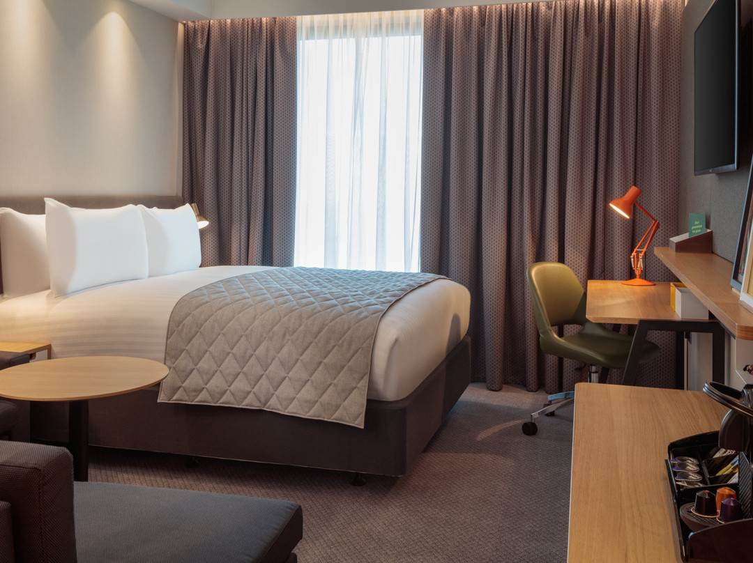 Holiday Inn London - Heathrow Bath Road by IHG主图