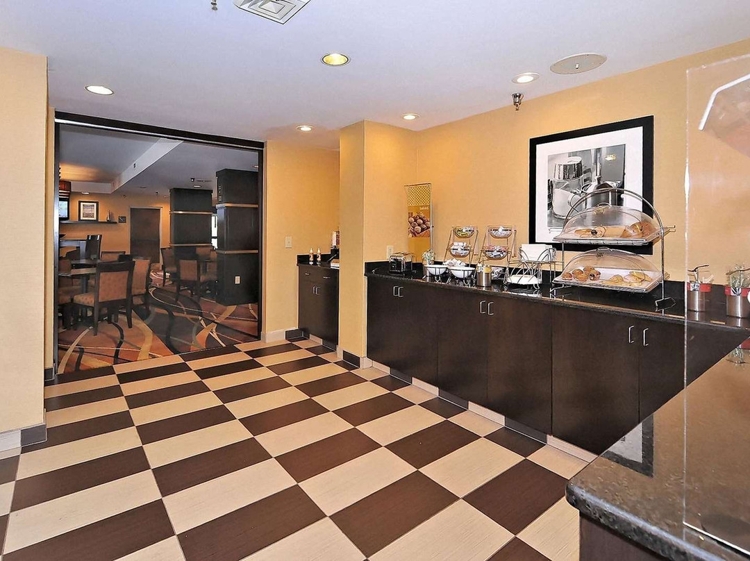 Hampton Inn Eden主图