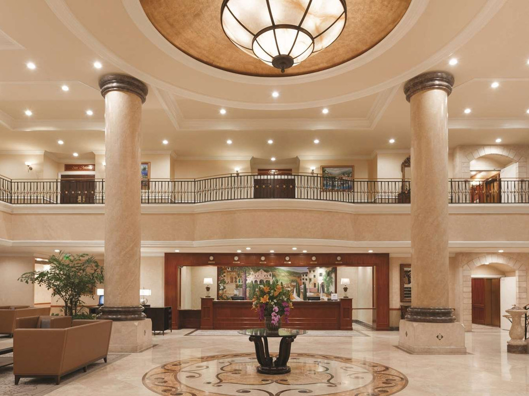 洛杉矶/圣加布里埃尔希尔顿酒店主图