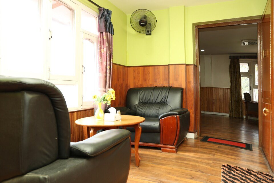 Avocado and Orchid Resort主图