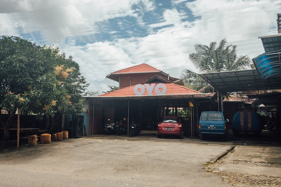 OYO 1300 Crecia Guest House主图