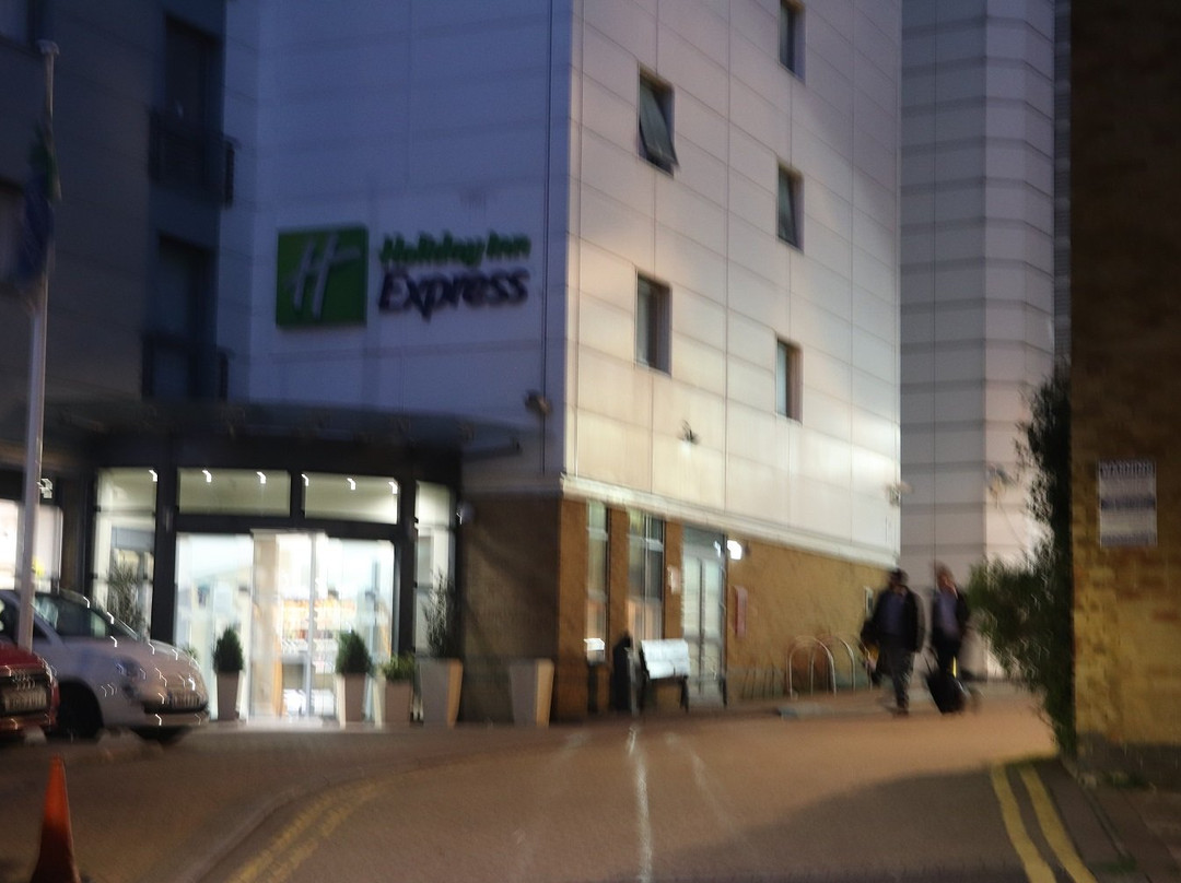 伦敦克罗伊登智选假日酒店主图