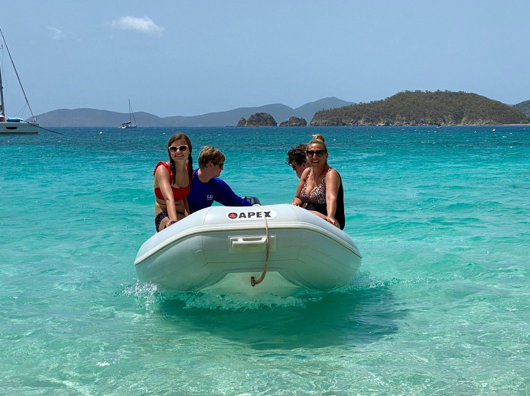 Wharfside Watersports-克鲁兹湾必去景点