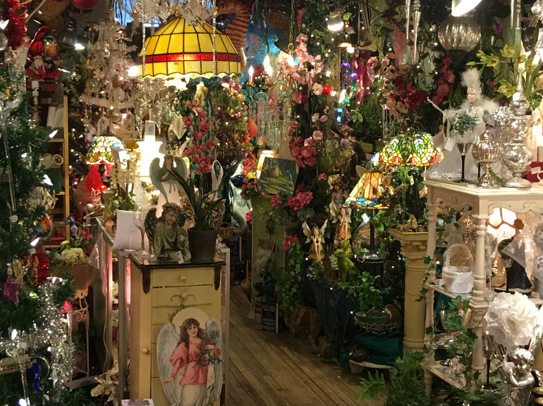 Hand of Man-Owego必去景点