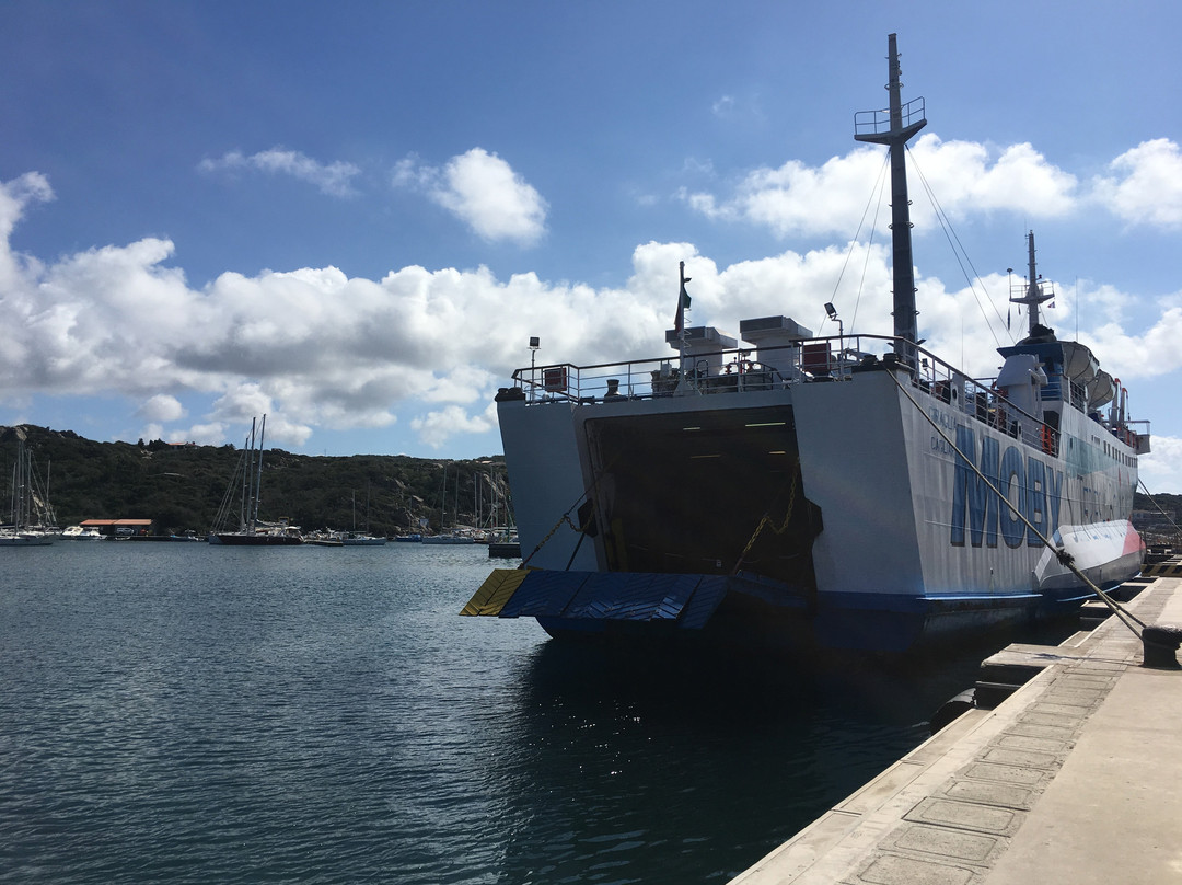 Porto di Santa Teresa di Gallura-圣特雷莎加卢拉必去景点