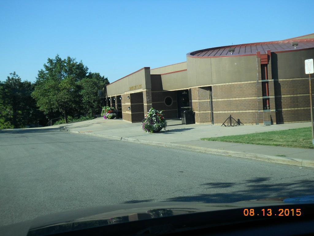 Shawnee Civic Center景点图片
