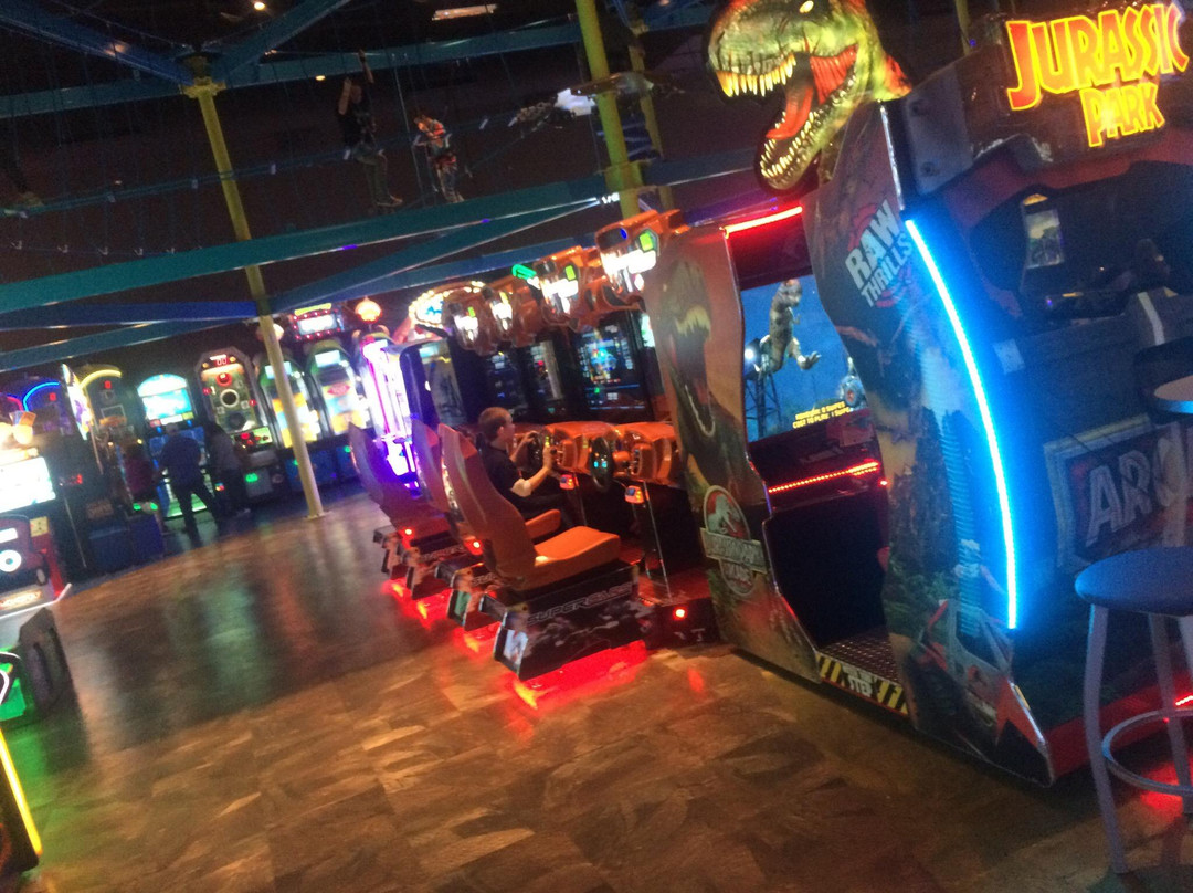 Haslet旅游景点-Main Event Entertainment