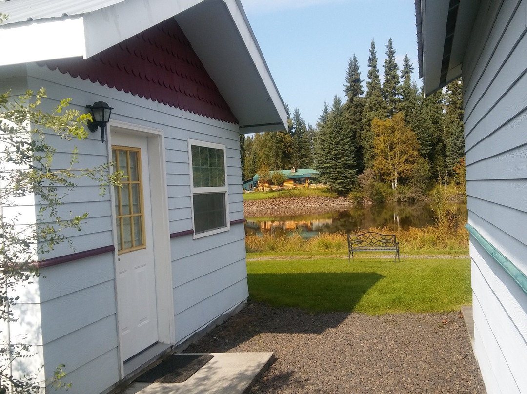 河岸度假村主图