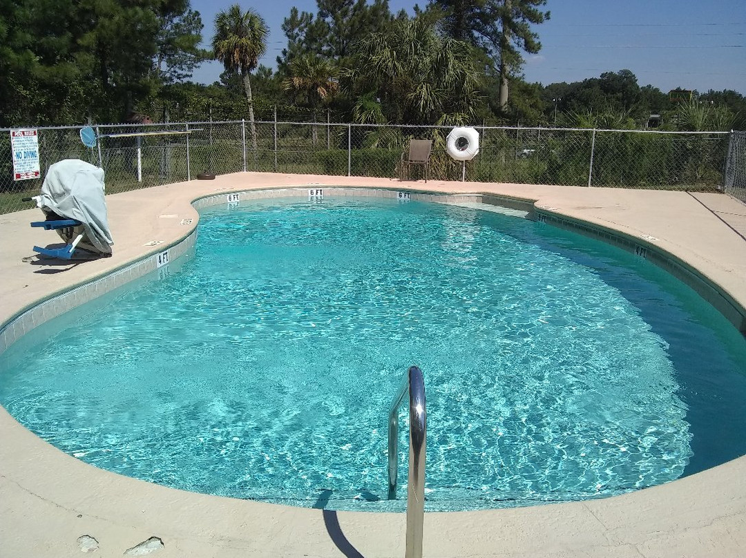 Super 8 by Wyndham Monticello主图