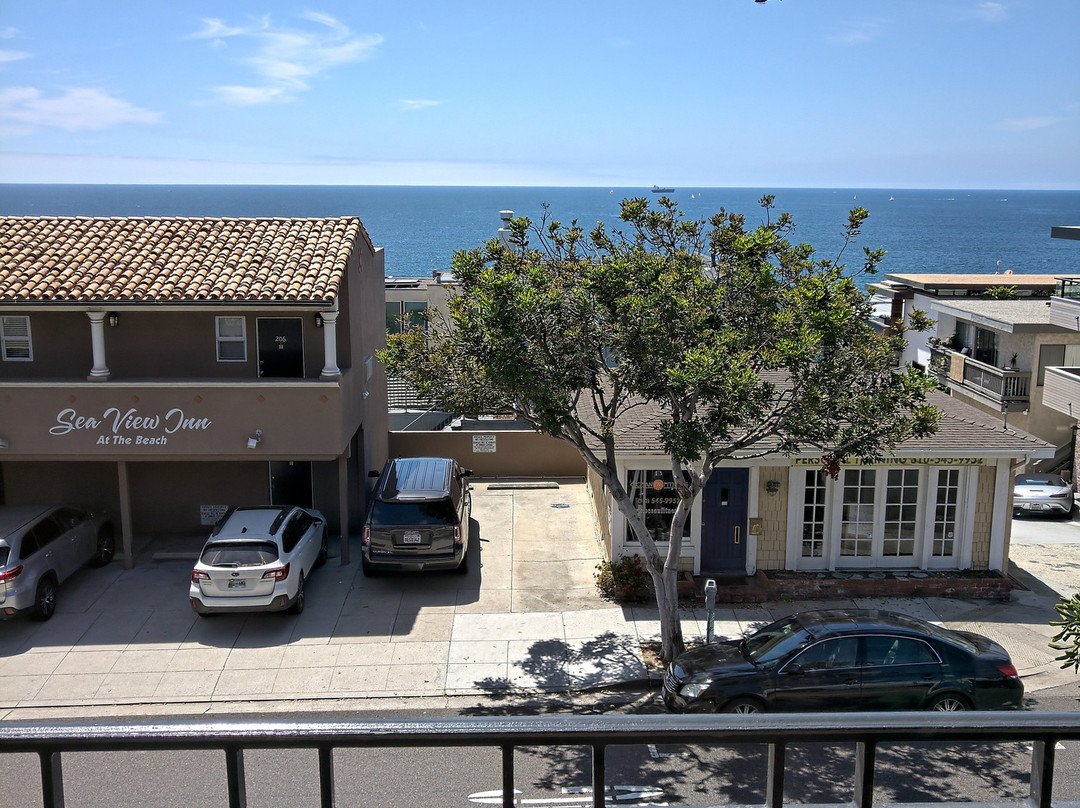 The Sea View Inn at the Beach主图